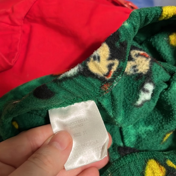 Boys size 3T Winter Mickey Mouse fleece PJ set *Sample* - Picture 7 of 7